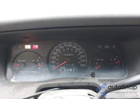 2004 Ford Crown Victoria Police из США, поврежденный, VIN 2FAFP71W44X178234